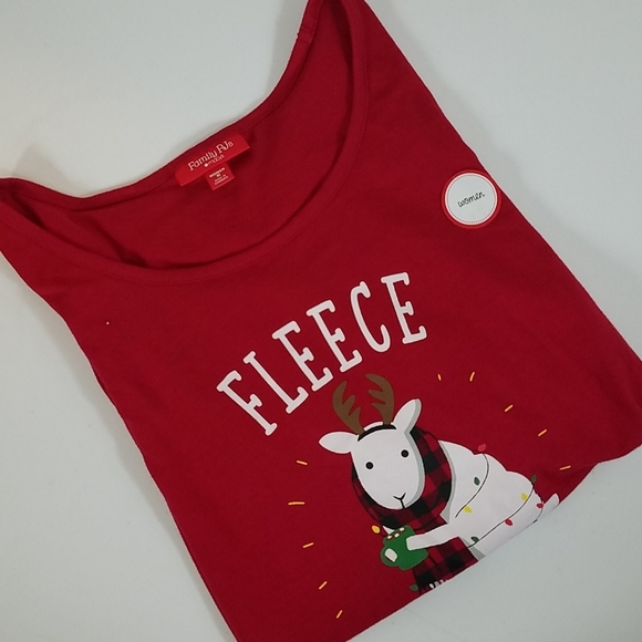 Macy's, 0069, Red PJs, long sleeves, Sz M - Picture 5 of 5